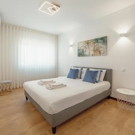 Guest Dom Vasco Penthouse * Porto