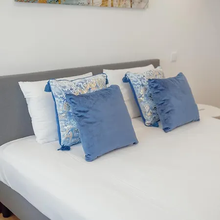 Guest Dom Vasco Penthouse Apartment