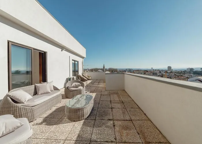 Guest Dom Vasco Penthouse Oporto
