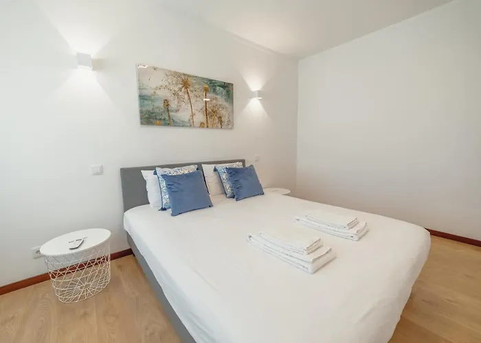 Guest Dom Vasco Penthouse Appartement